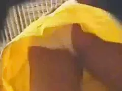 سكرتيرات-بات الذكية وسراويل بيضاء