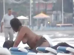 شاطئ يمارس الجنس مع سبيكاتاتورس