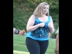 فوتي سميكة بوج الأشقر
