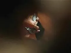 فيديو--المتلصص غرفة خلع الملابس سوبر ماركت