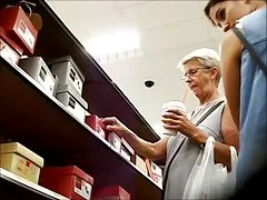 الجينز ساندرس هوتي!!! ahhhh!