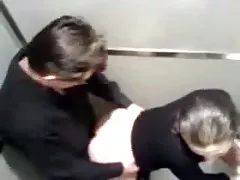 اللعنة المرحاض