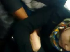 رجل لمس بوبيس امرأة في القطار 1